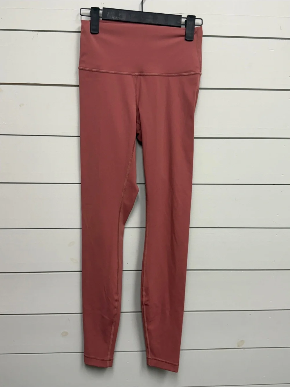 Lululemon wunder under HR leggings 28” brier rose women’s size 4